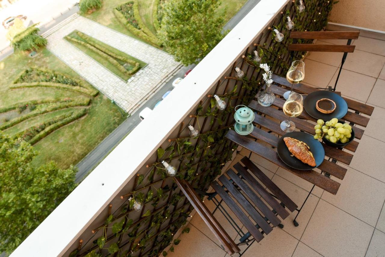Spectacular Views & Modern Comfort: Your Dream Duplex In Central Bucharest Apartment Exterior foto